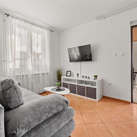 Apartment Danica Valtura Екстериор снимка