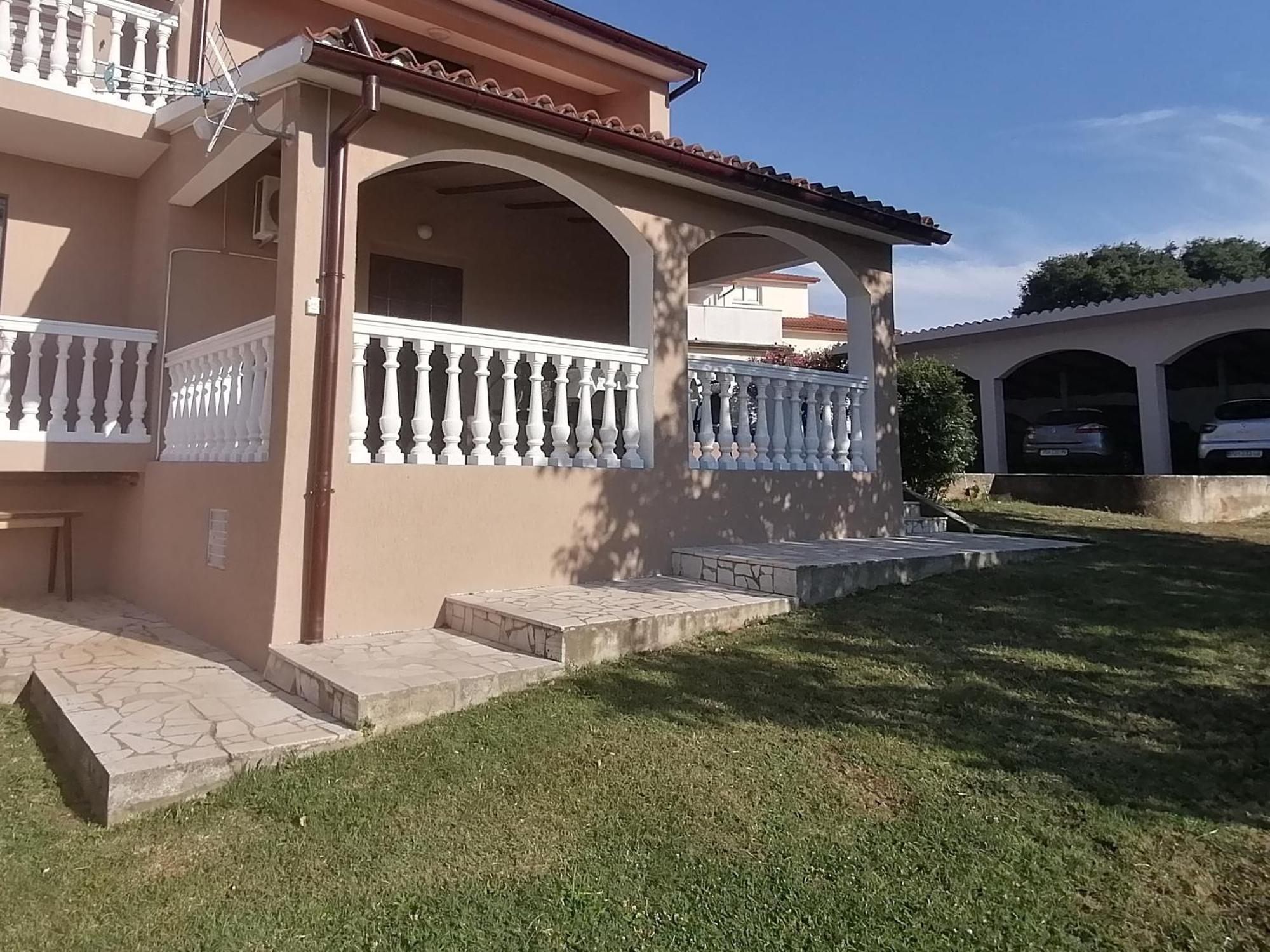 Apartment Danica Valtura Стая снимка