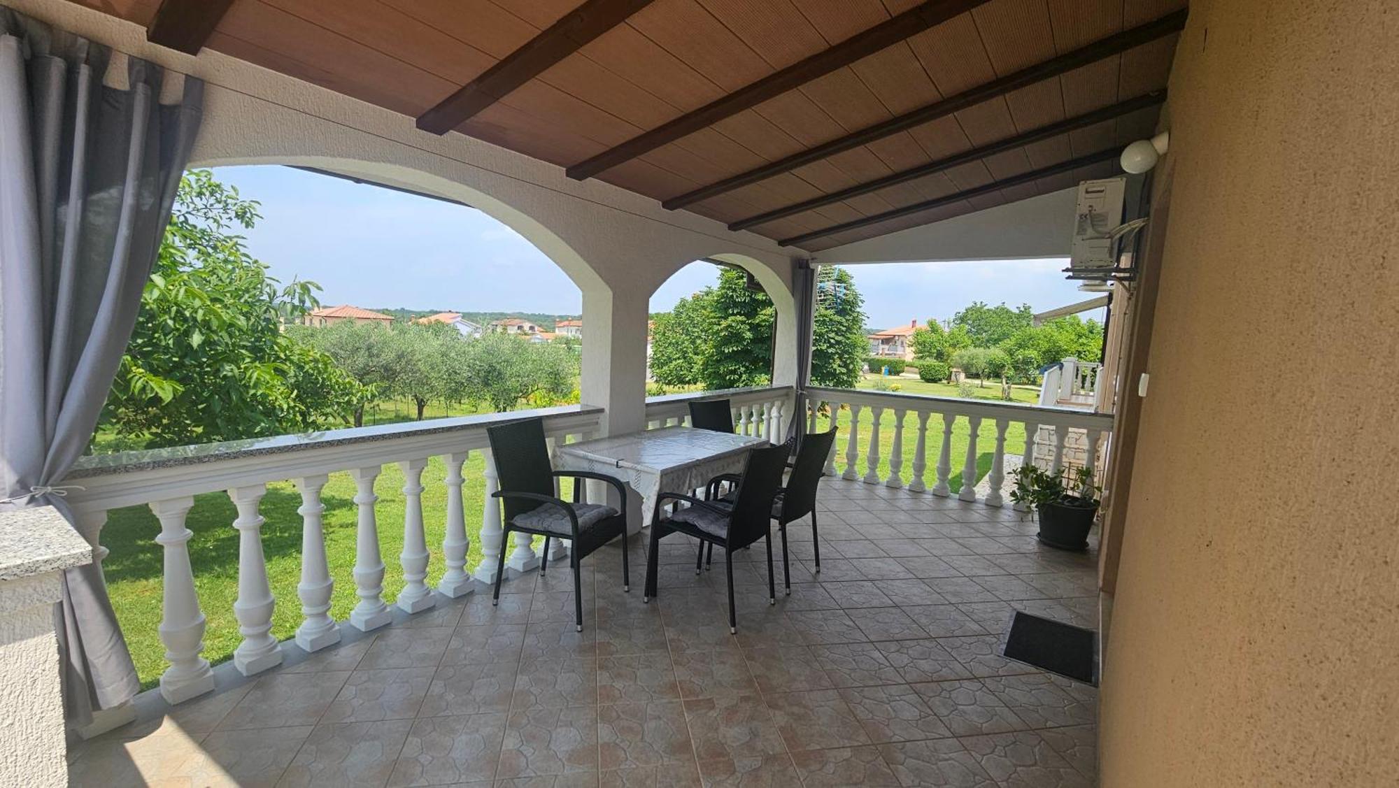 Apartment Danica Valtura Екстериор снимка